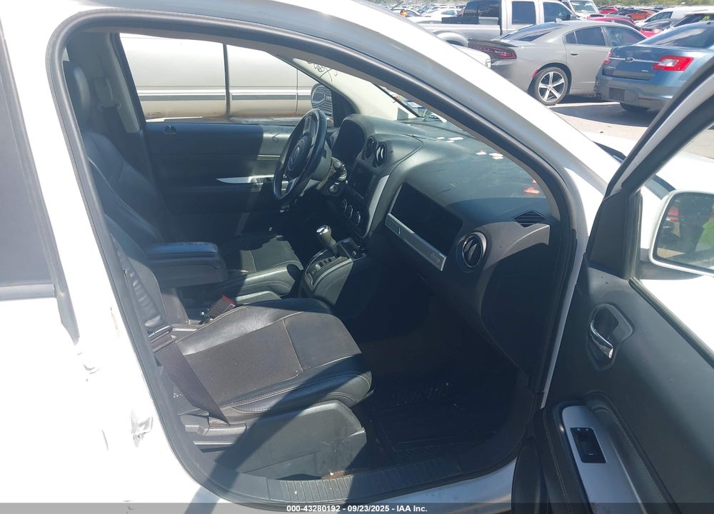 2014 JEEP COMPASS VIN: 1C4NJDCB7ED728390