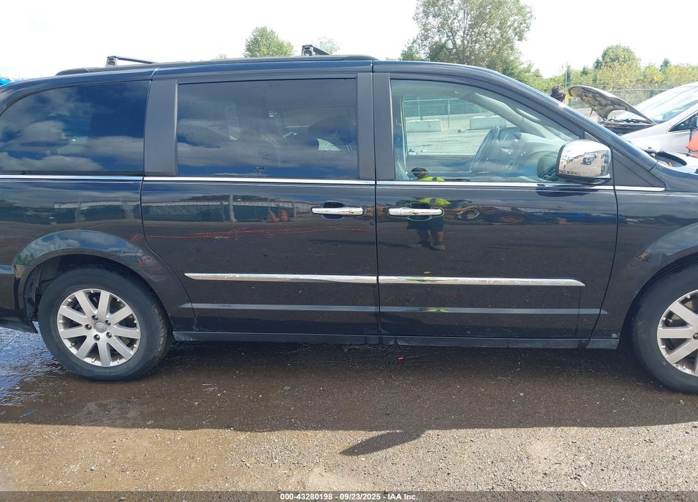 2012 CHRYSLER TOWN & COUNTRY TOURING-L VIN: 2C4RC1CG6CR118173