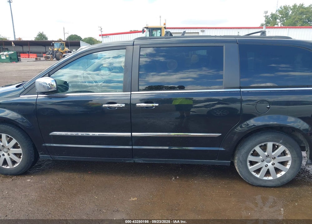 2012 CHRYSLER TOWN & COUNTRY TOURING-L VIN: 2C4RC1CG6CR118173