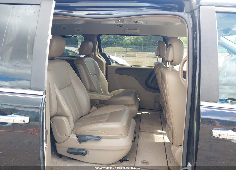 2012 CHRYSLER TOWN & COUNTRY TOURING-L VIN: 2C4RC1CG6CR118173