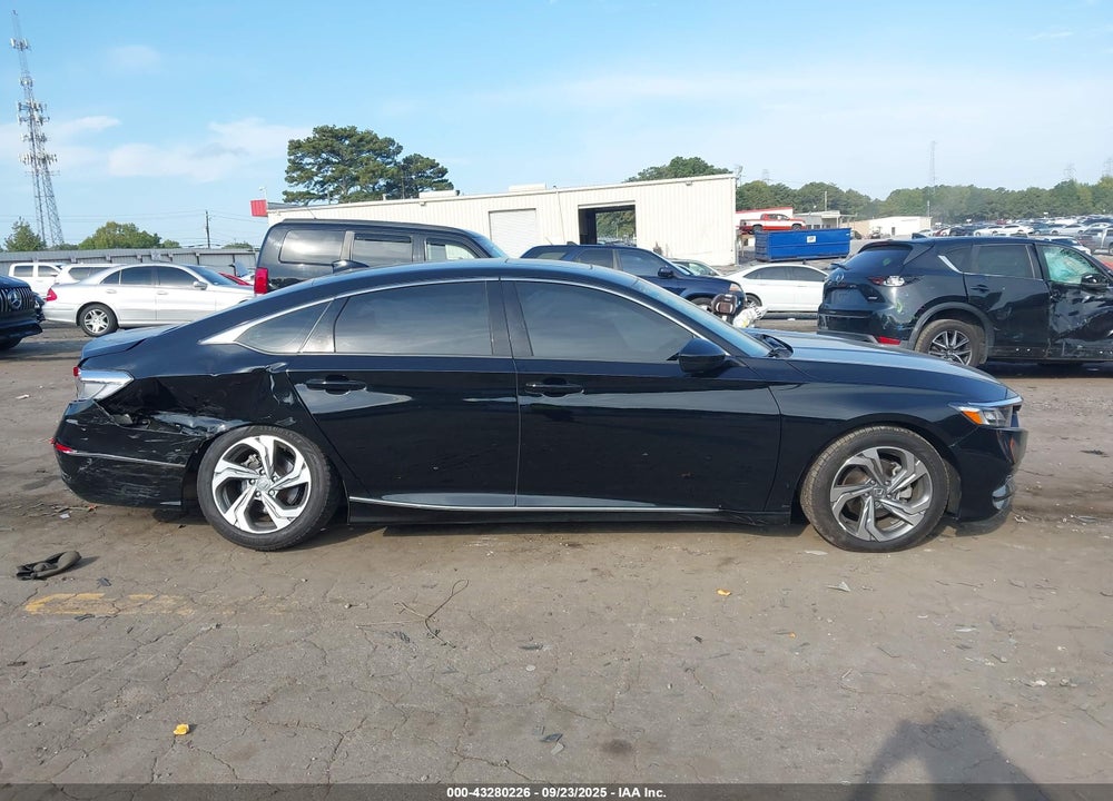 2018 HONDA ACCORD EX VIN: 1HGCV1F44JA092323