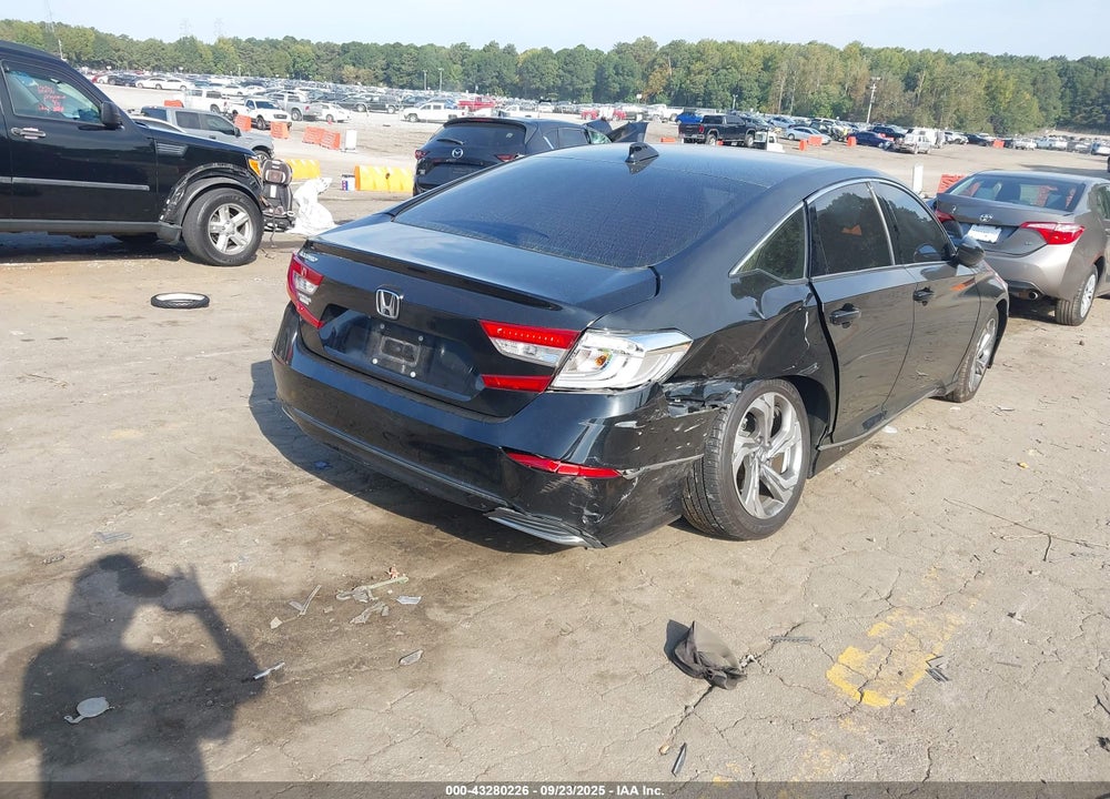 2018 HONDA ACCORD EX VIN: 1HGCV1F44JA092323