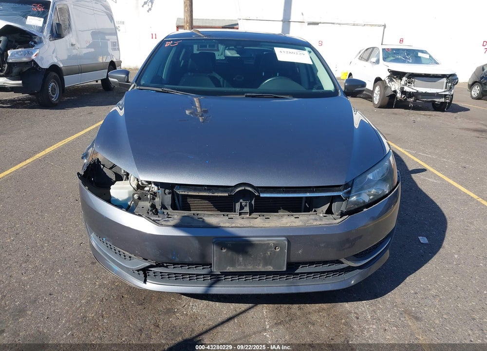 2014 VOLKSWAGEN PASSAT 2.0L TDI SE VIN: 1VWBN7A36EC057589