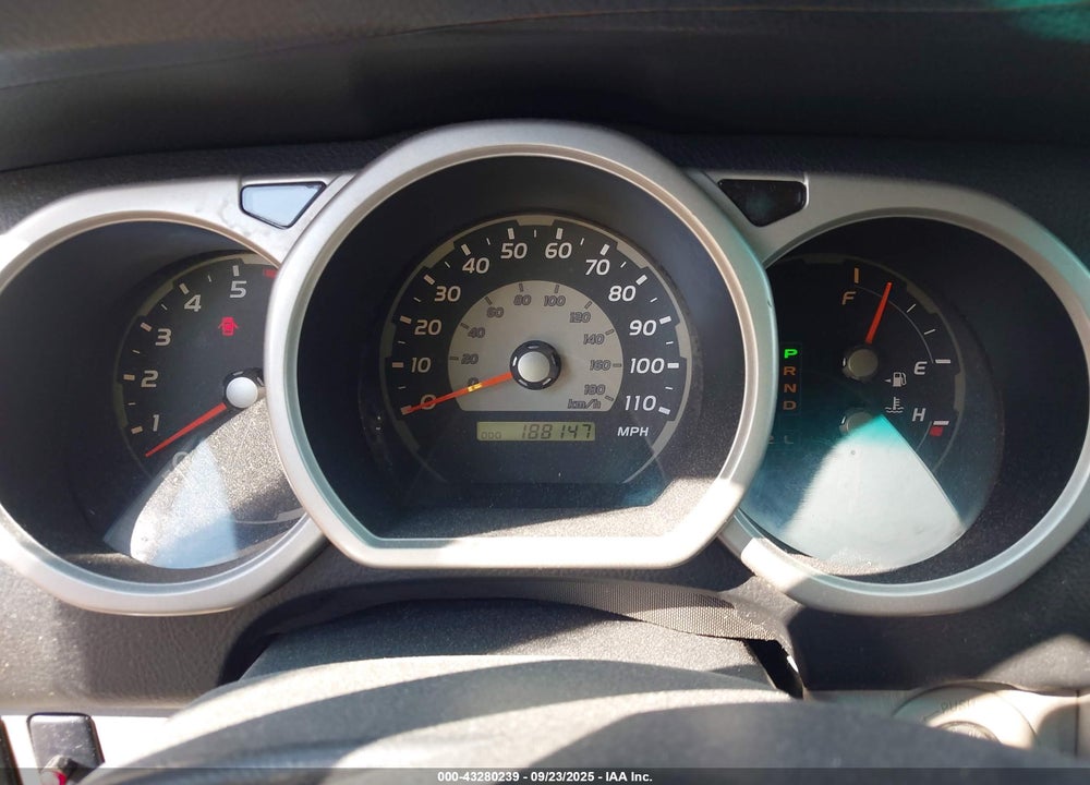 2005 TOYOTA 4RUNNER SR5 V6 VIN: JTEZU14R050048594