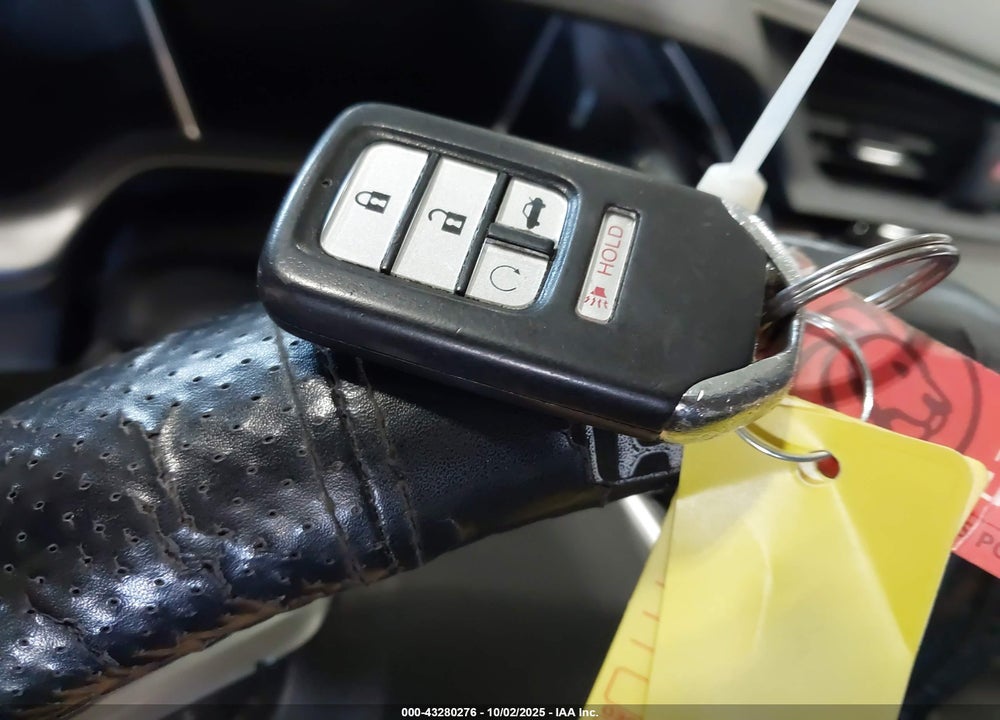 2016 HONDA CIVIC VIN: 2HGFC1F77GH646638