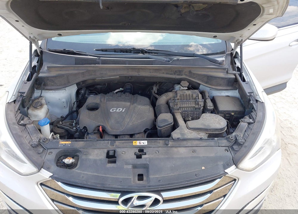 2014 HYUNDAI SANTA FE VIN: 5XYZU3LB1EG128842