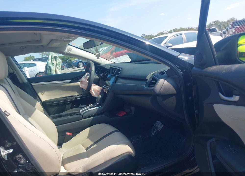 2017 HONDA CIVIC VIN: 2HGFC2F72HH511770