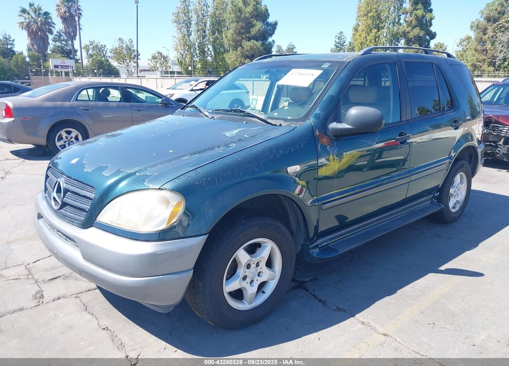 1999 MERCEDES-BENZ ML 320 VIN: 4JGAB54E2XA143646