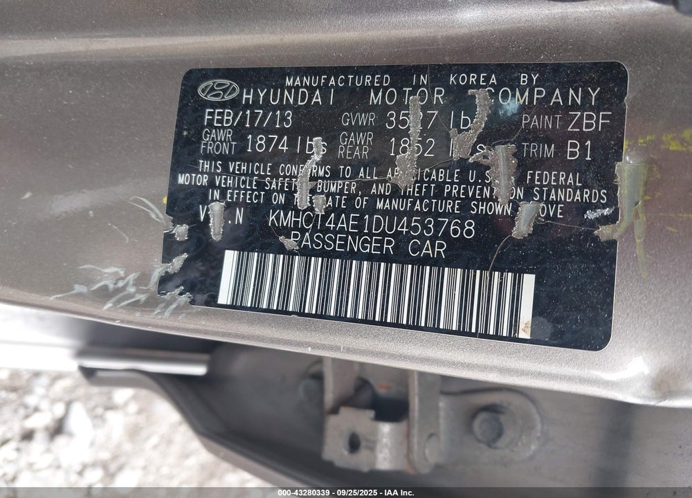 2013 HYUNDAI ACCENT VIN: KMHCT4AE1DU453768