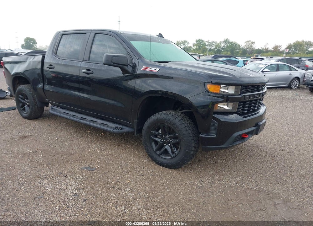 2021 CHEVROLET SILVERADO 1500 4WD SHORT BED CUSTOM TRAIL BOSS VIN: 1GCPYCEF4MZ280352