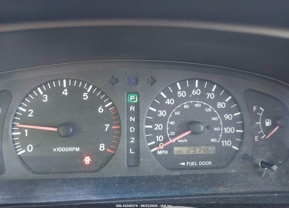 2000 TOYOTA SIENNA XLE VIN: 4T3ZF13C1YU306326