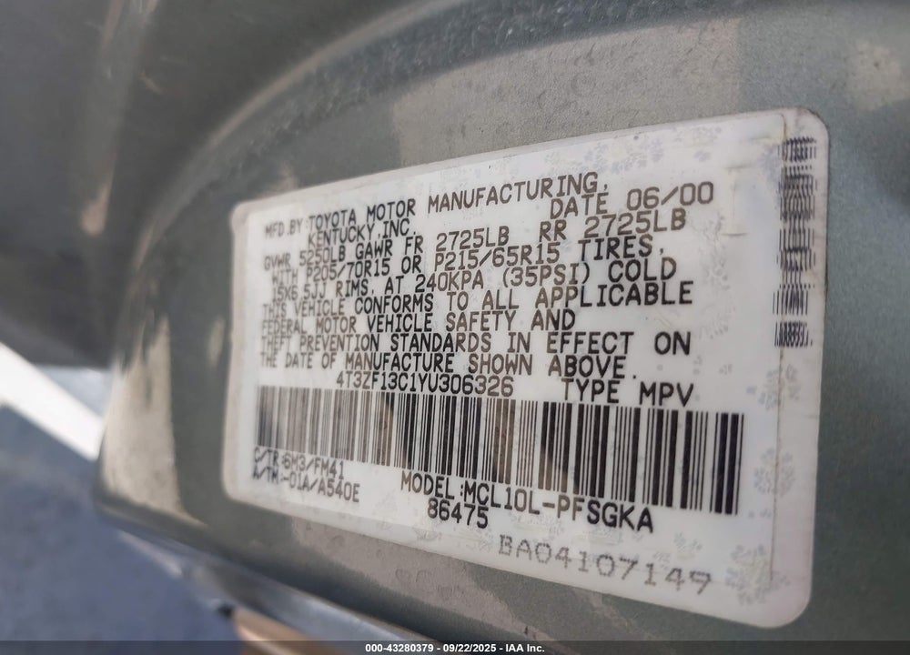 2000 TOYOTA SIENNA XLE VIN: 4T3ZF13C1YU306326