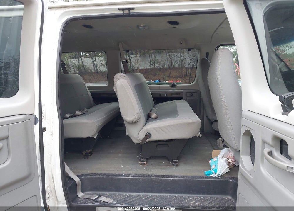 2007 FORD E-350 SUPER DUTY XL/XLT VIN: 1FBNE31L07DA89416