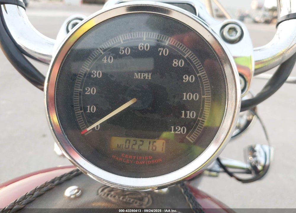 2004 HARLEY-DAVIDSON XL1200 C VIN: 1HD1CGP134K401683