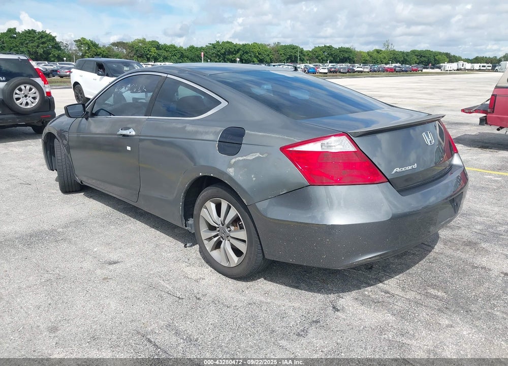 2010 HONDA ACCORD VIN: 1HGCS1B36AA005561