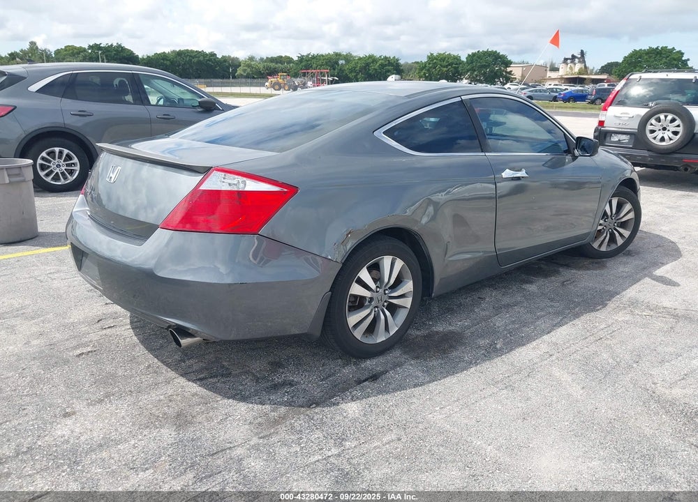 2010 HONDA ACCORD VIN: 1HGCS1B36AA005561