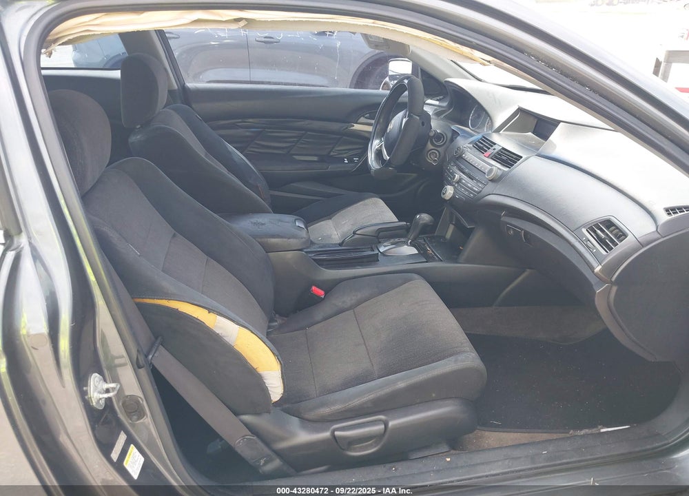 2010 HONDA ACCORD VIN: 1HGCS1B36AA005561