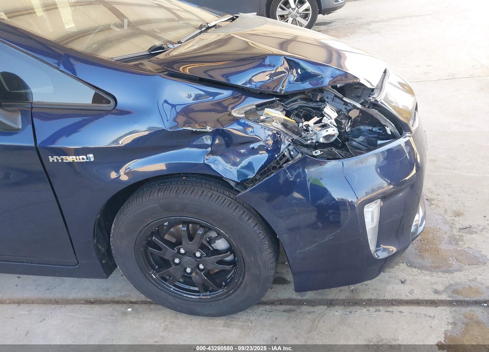 2015 TOYOTA PRIUS VIN: JTDKN3DU2F0467096