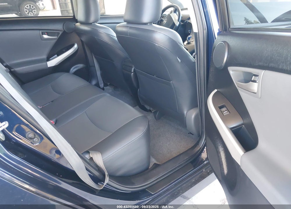 2015 TOYOTA PRIUS VIN: JTDKN3DU2F0467096