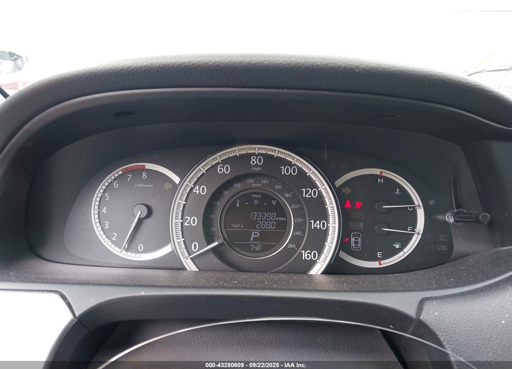 2013 HONDA ACCORD LX VIN: 1HGCR2F39DA232128
