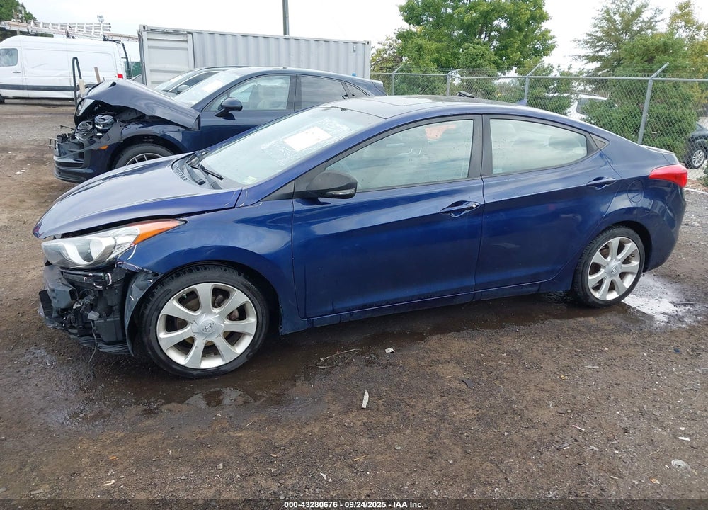2012 HYUNDAI ELANTRA VIN: 5NPDH4AE4CH087064