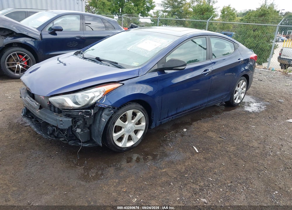 2012 HYUNDAI ELANTRA VIN: 5NPDH4AE4CH087064