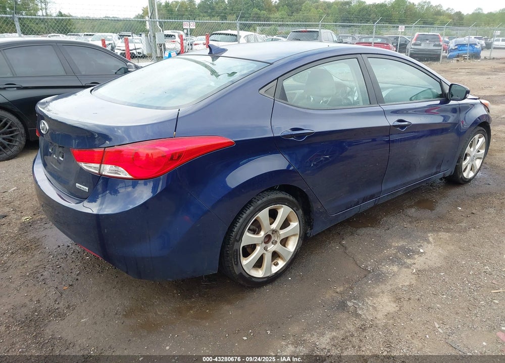 2012 HYUNDAI ELANTRA VIN: 5NPDH4AE4CH087064