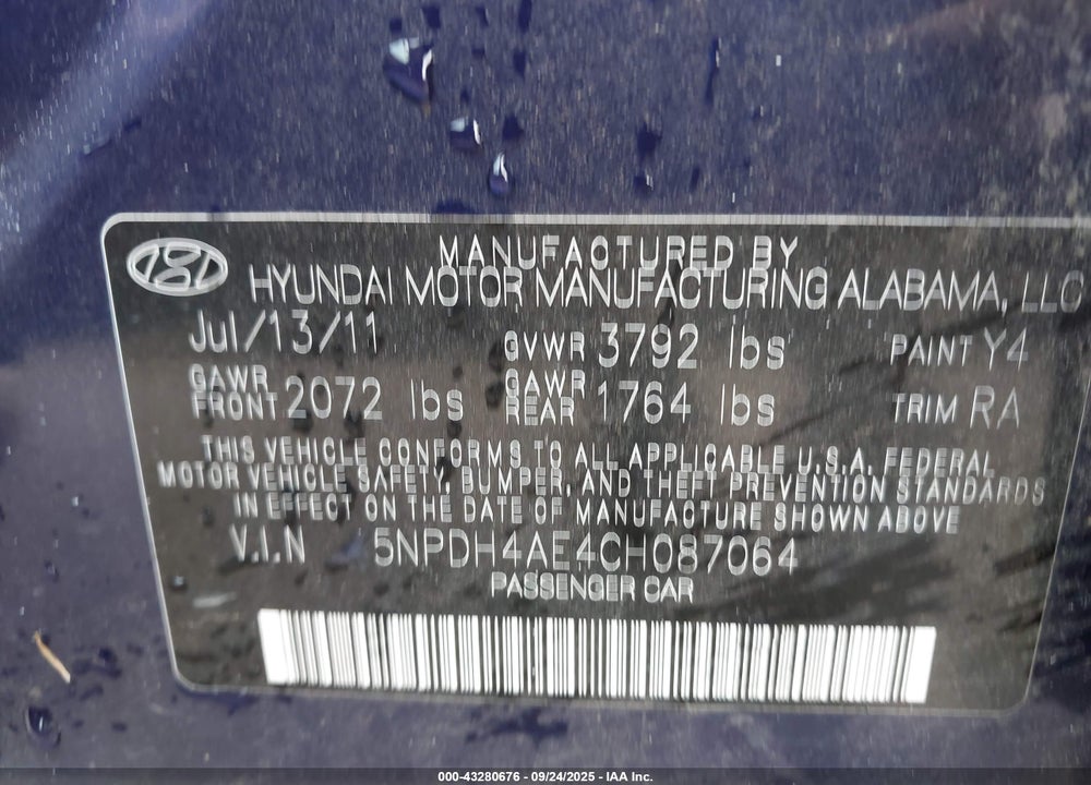 2012 HYUNDAI ELANTRA VIN: 5NPDH4AE4CH087064