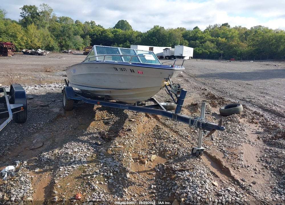 1986 CITATION SKIBOAT VIN: BZZ20009G586