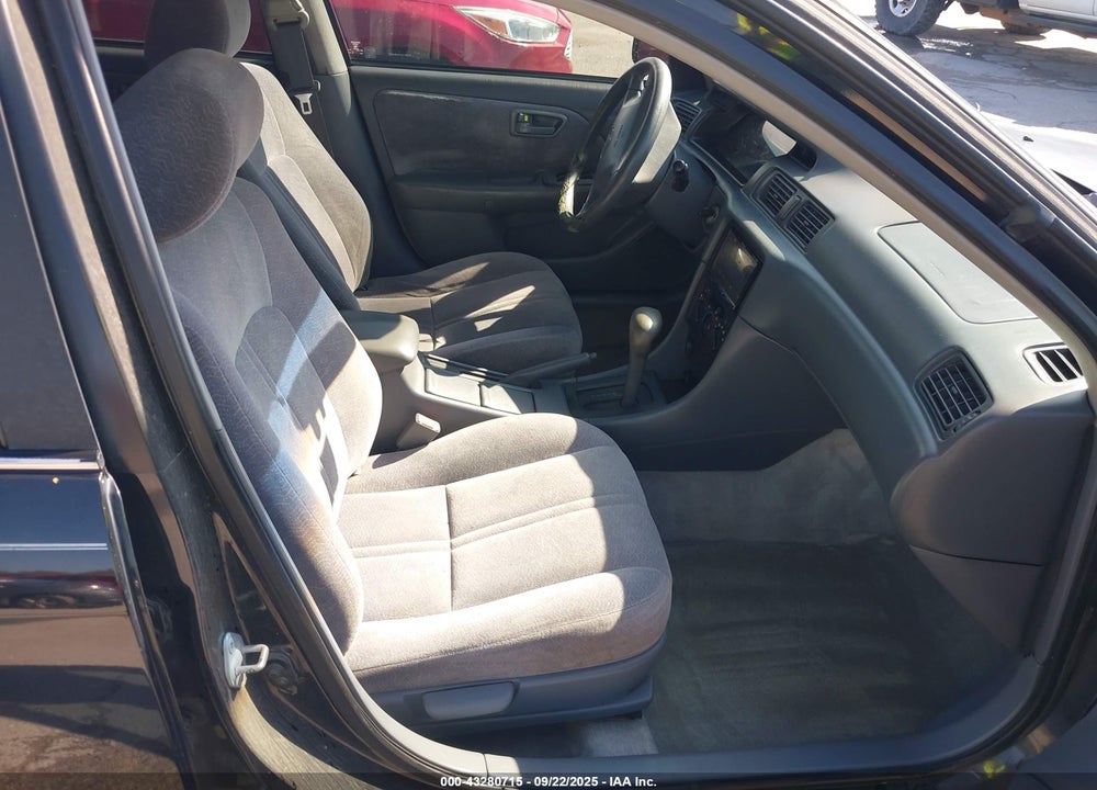 1997 TOYOTA CAMRY LE V6 VIN: 4T1BF22K2VU915820
