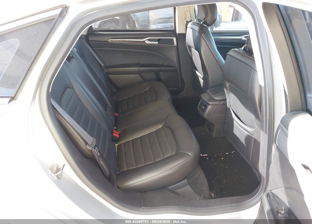 2013 FORD FUSION VIN: 3FA6P0LU8DR300949