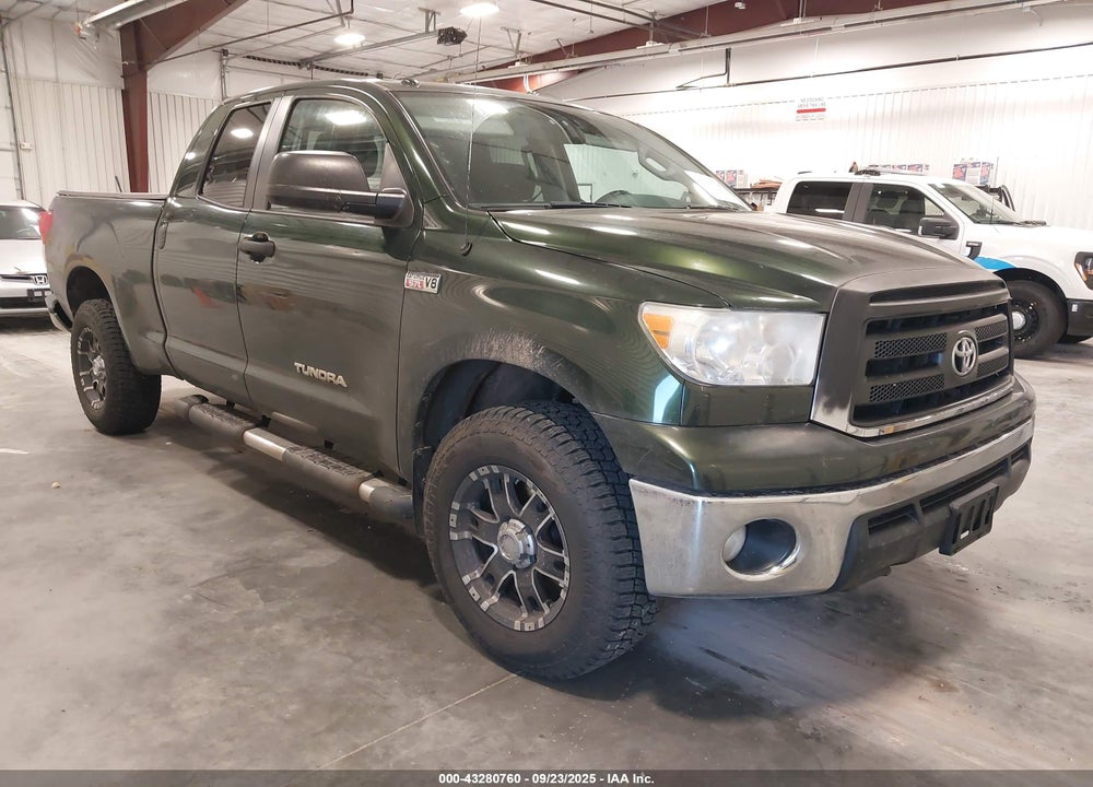 2013 TOYOTA TUNDRA GRADE 5.7L V8 VIN: 5TFUY5F10DX286193