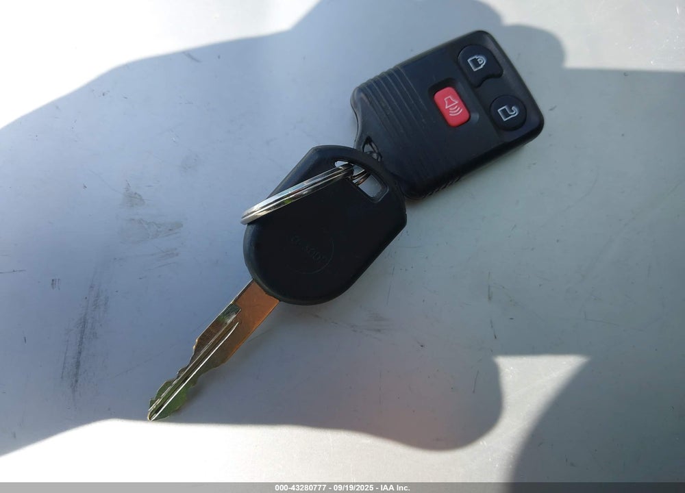 2003 FORD ESCAPE XLT VIN: 1FMYU03123KA91336