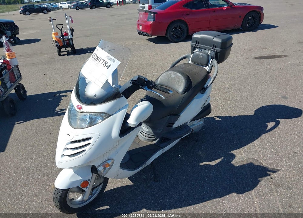 2005 KYMCO USA INC GRAND VISTA 250 VIN: RFBS4K19X5B200422