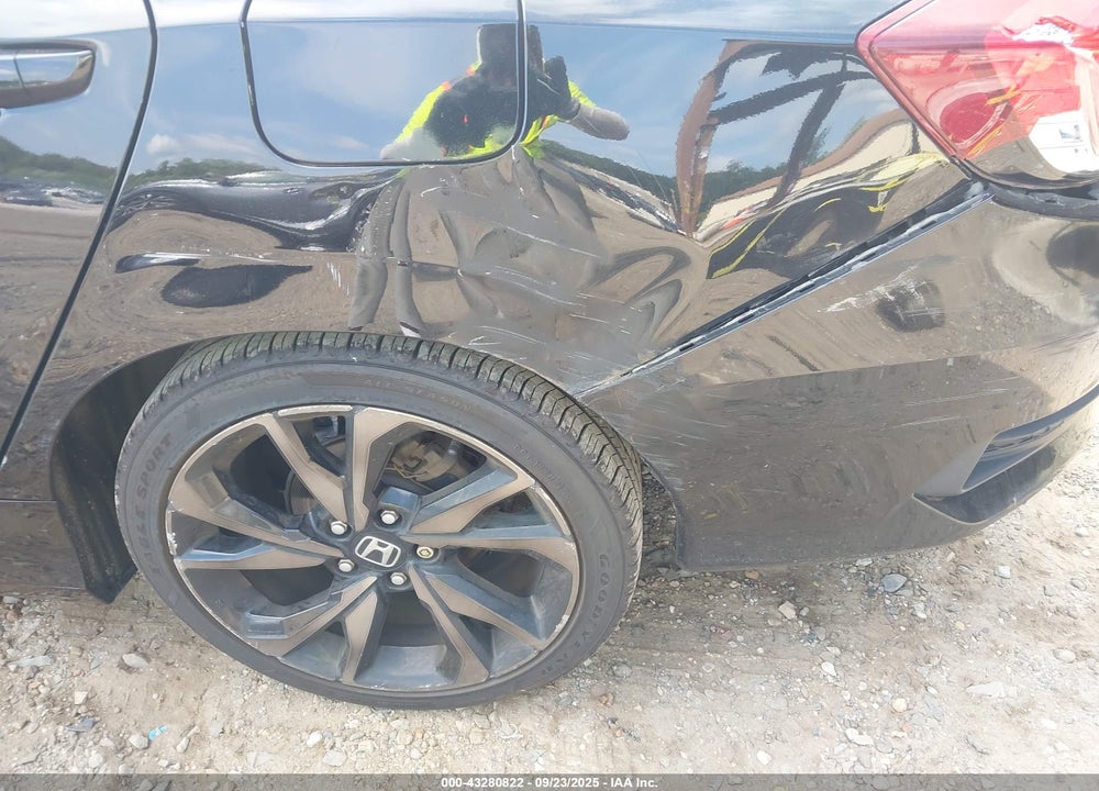 2019 HONDA CIVIC VIN: 2HGFC2F88KH504774