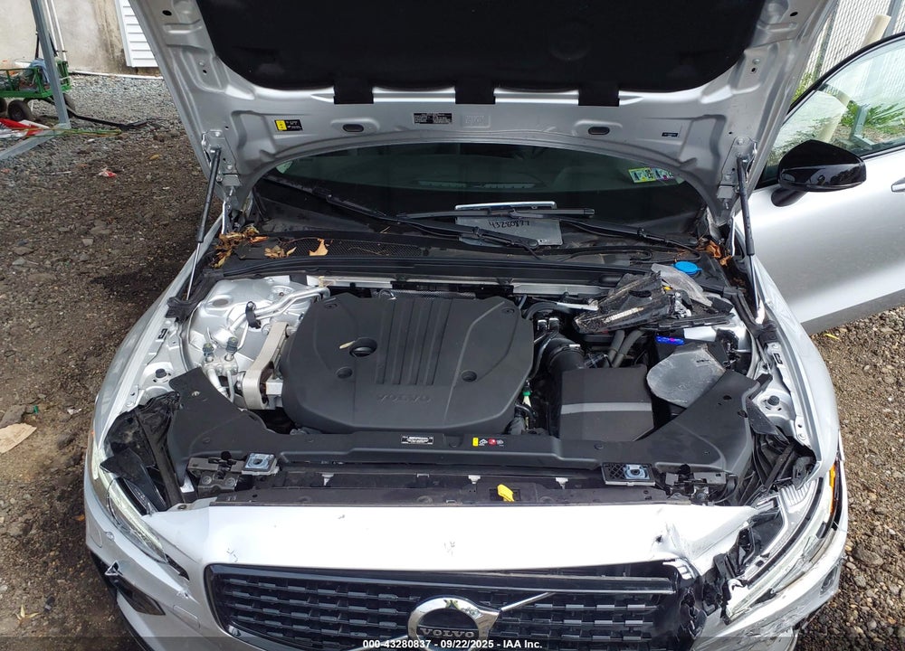 2022 VOLVO S60 VIN: 7JRL12TZ9NG174424
