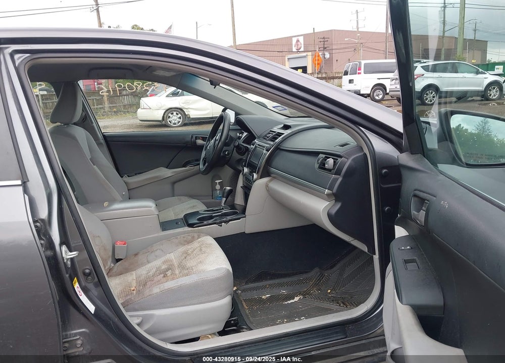 2013 TOYOTA CAMRY LE VIN: 4T1BF1FK7DU272562
