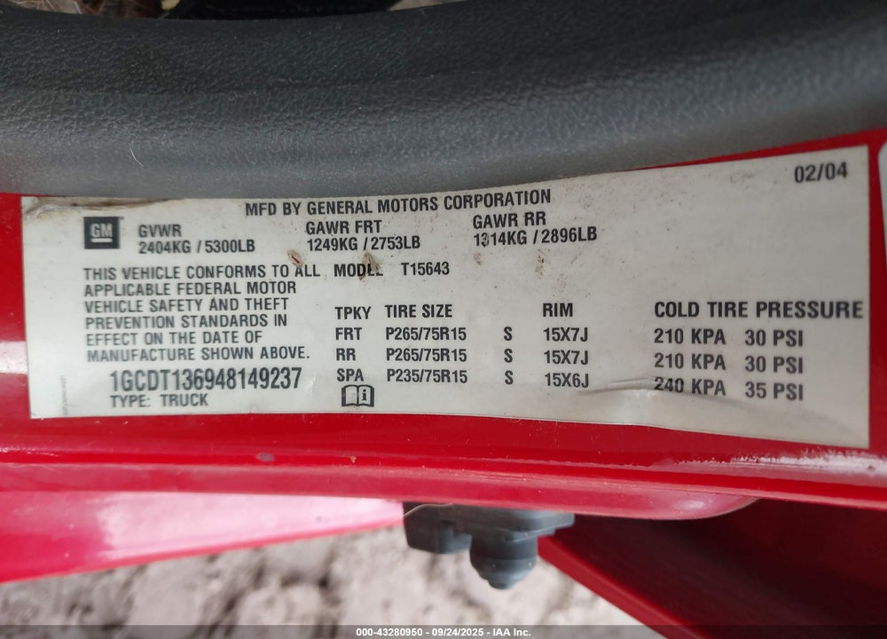 2004 CHEVROLET COLORADO LS VIN: 1GCDT136948149237