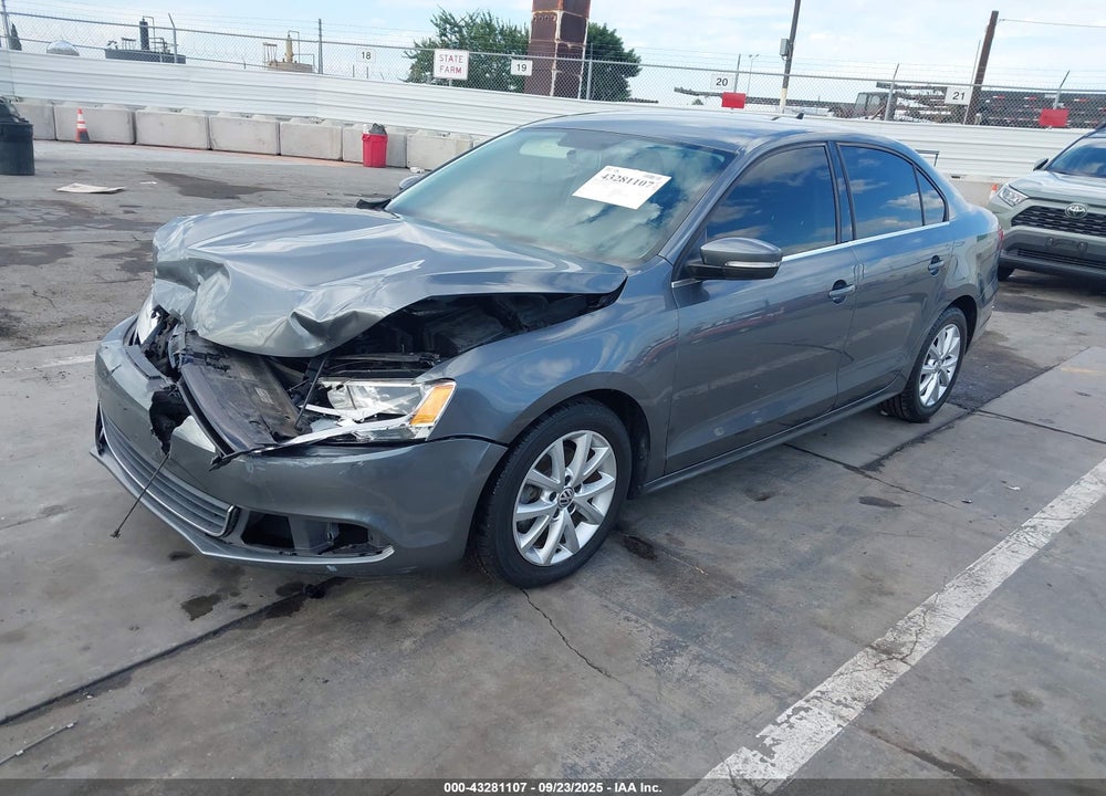 2013 VOLKSWAGEN JETTA VIN: 3VWDP7AJ1DM434070