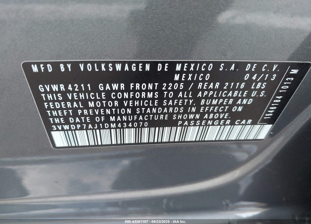 2013 VOLKSWAGEN JETTA VIN: 3VWDP7AJ1DM434070
