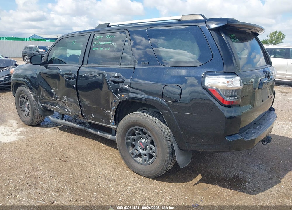 2021 TOYOTA 4RUNNER SR5 PREMIUM VIN: JTEFU5JR1M5229882