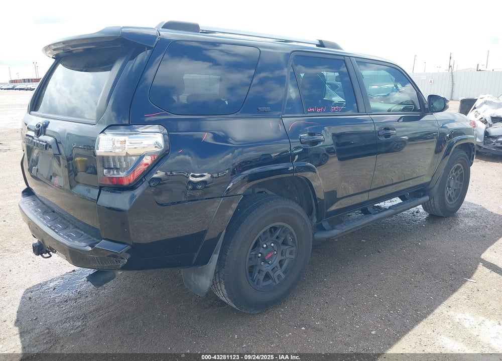 2021 TOYOTA 4RUNNER SR5 PREMIUM VIN: JTEFU5JR1M5229882