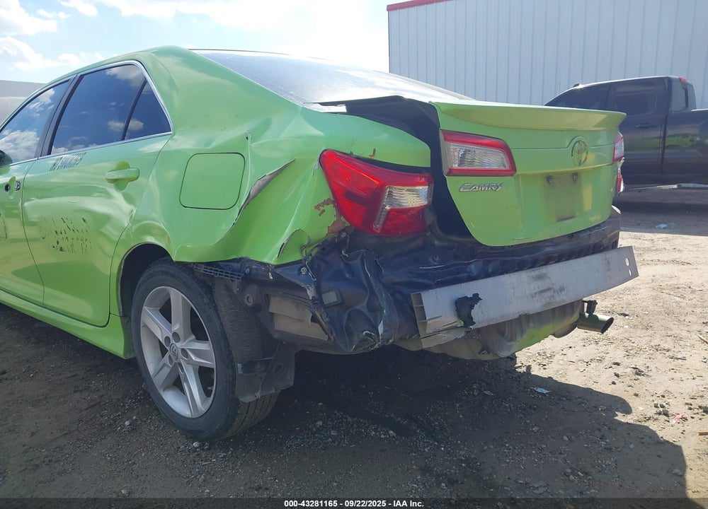 2013 TOYOTA CAMRY SE VIN: 4T1BF1FK9DU295406