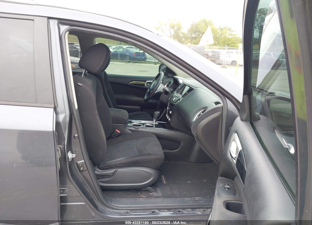2014 NISSAN PATHFINDER VIN: 5N1AR2MN7EC663692