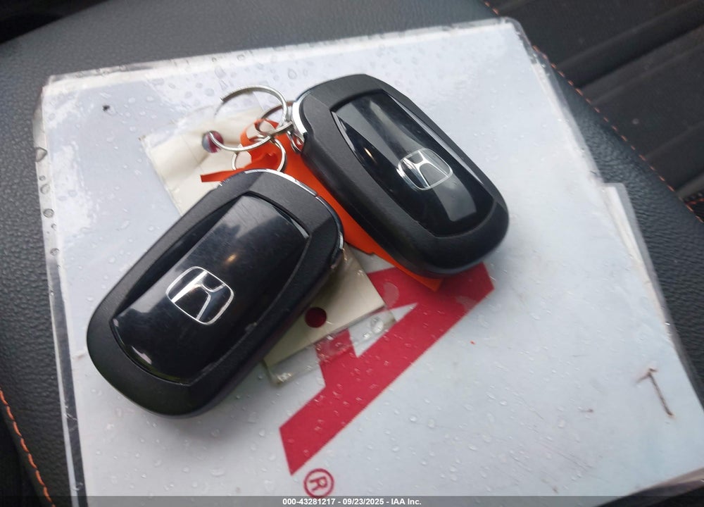 2025 HONDA CR-V HYBRID SPORT VIN: 7FARS5H5XSE000630