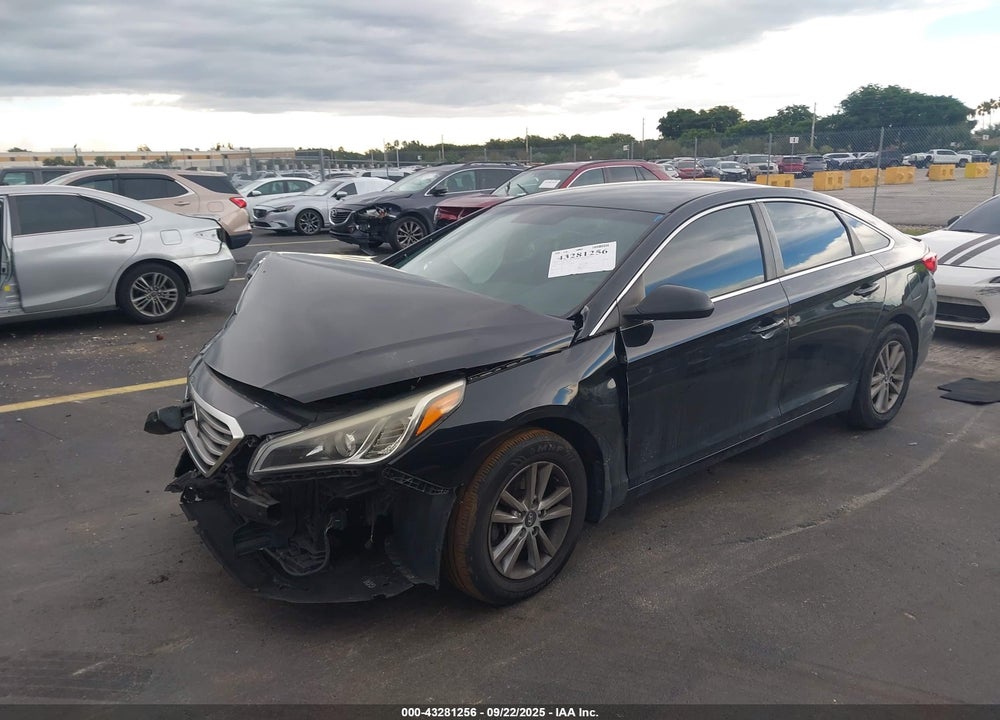 2015 HYUNDAI SONATA SE VIN: 5NPE24AF8FH156650