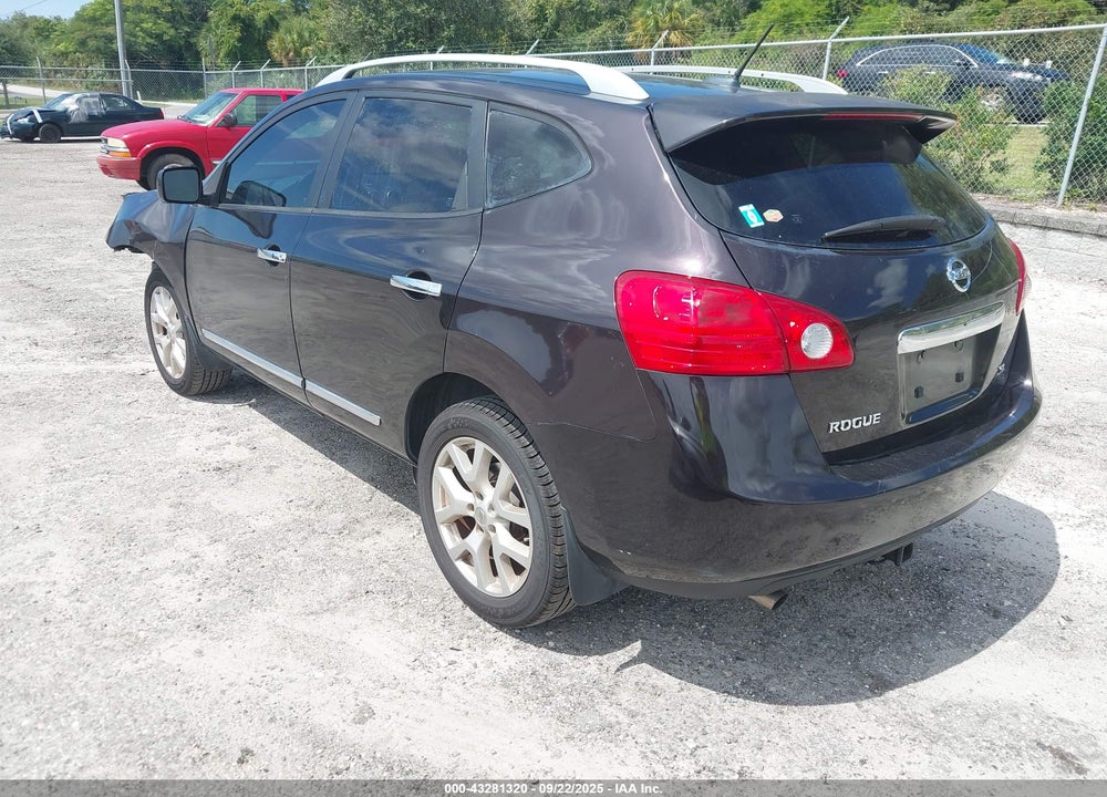 2013 NISSAN ROGUE VIN: JN8AS5MT3DW000615