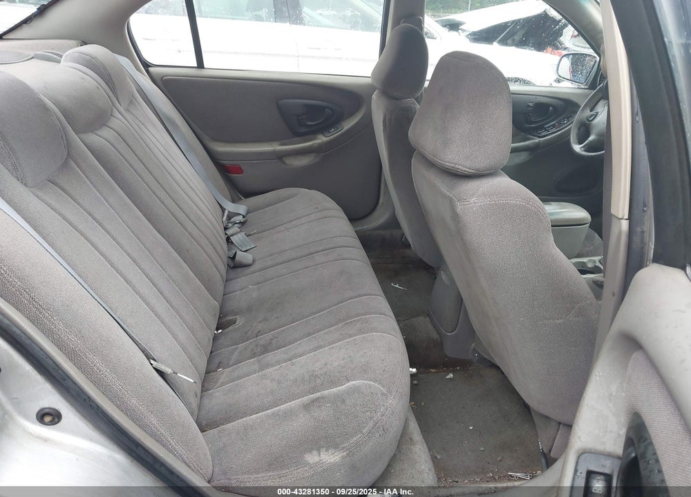 2002 CHEVROLET MALIBU VIN: 1G1ND52J62M648136
