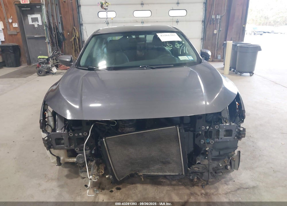 2016 HONDA CIVIC LX VIN: 2HGFC2F51GH553201