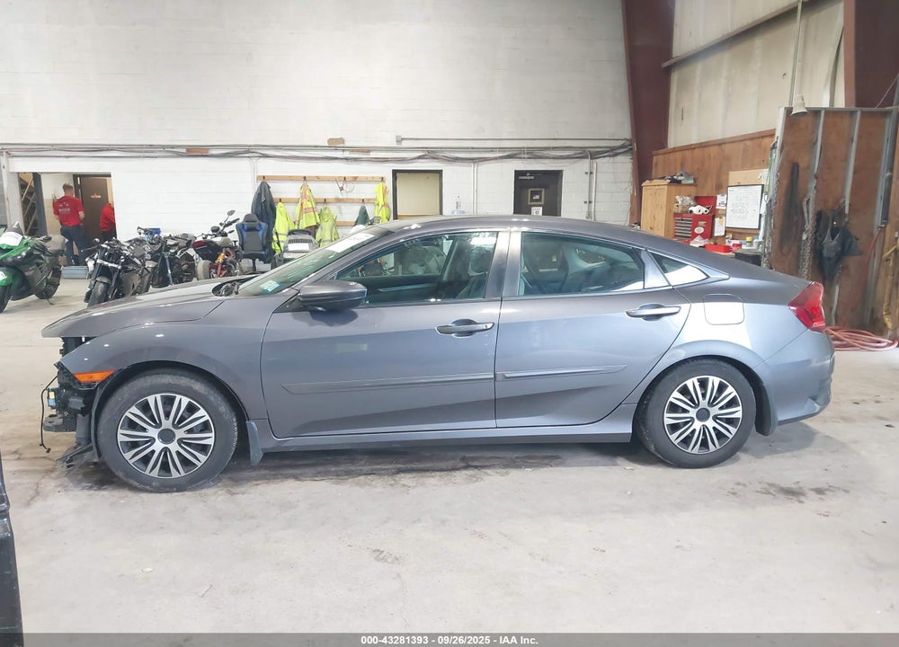 2016 HONDA CIVIC LX VIN: 2HGFC2F51GH553201